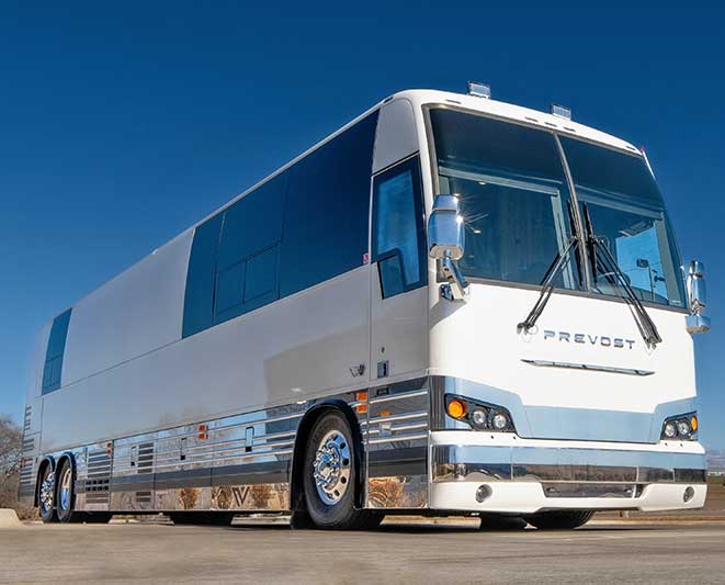 Entertainer/Executive Motorcoach