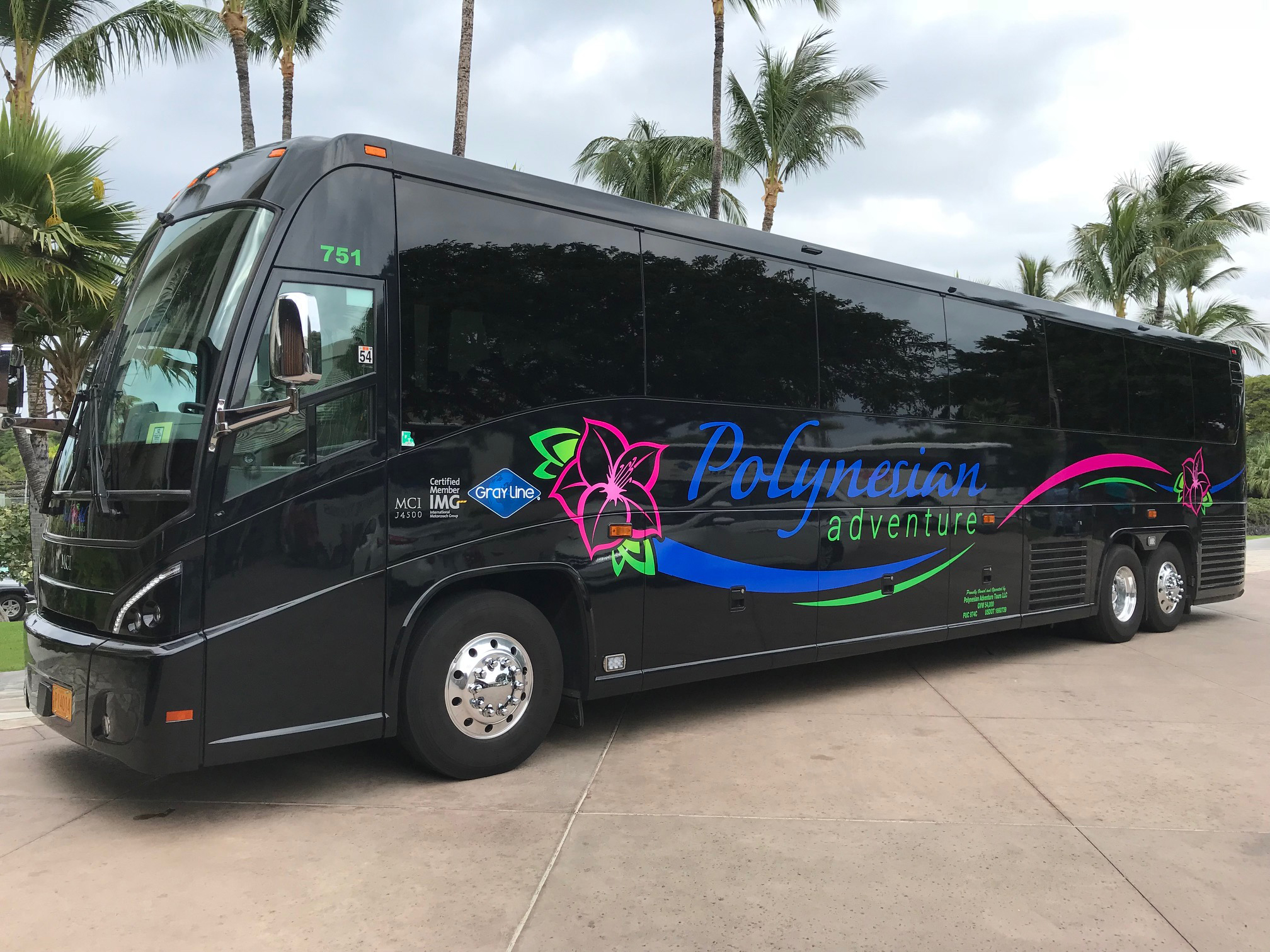 polynesian adventure tours bus
